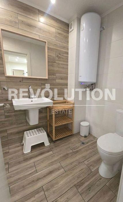 Тристаен апартамент  в гр.Варна, Гръцка махала!