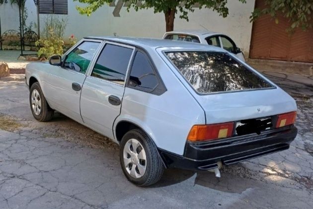 Москвич 2141 серый