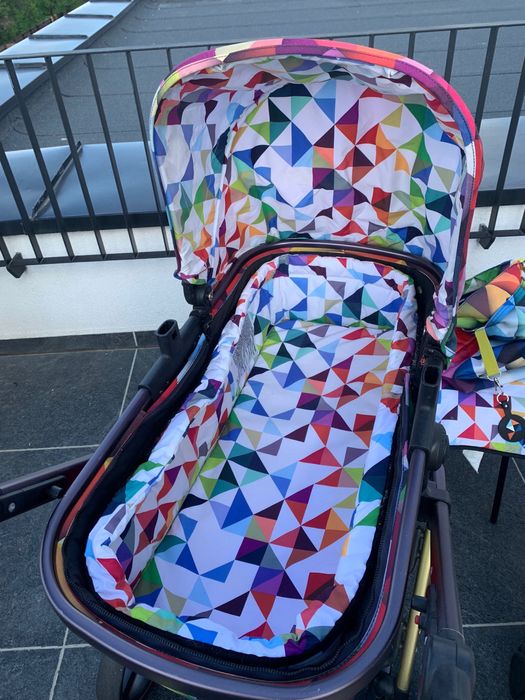 Carucior sistem 3 in 1 cu pliere compacta