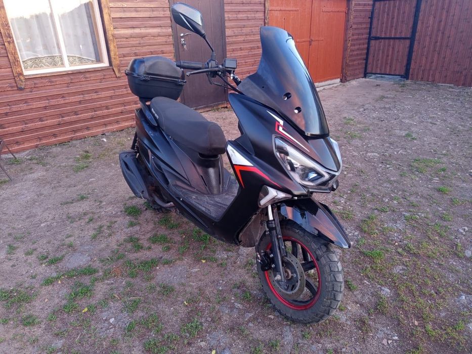 Продам скутер…..
