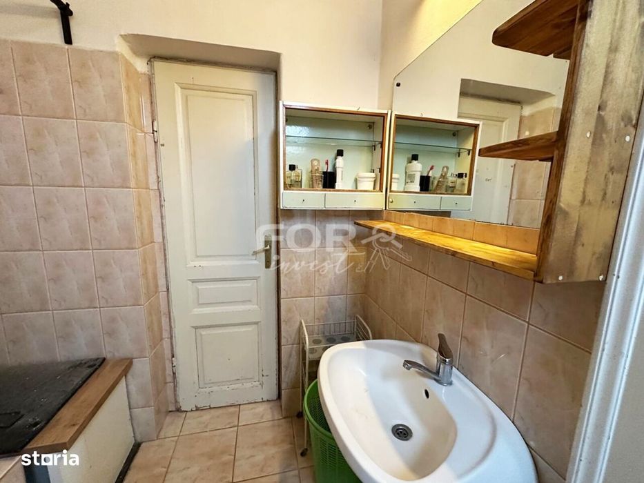 Apartament 2 camere de vanzare,cladire istorica, Piata Unirii