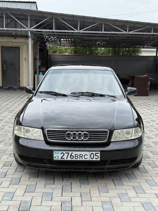 Ауди А4  1995 автомат