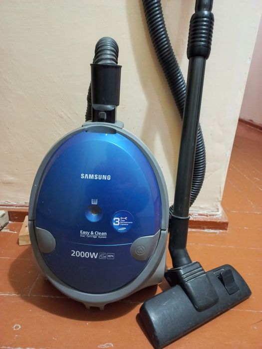 Продается"Самсунг" пылесосп