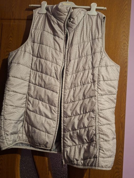 Vând Vestă Dama Mărimea XL