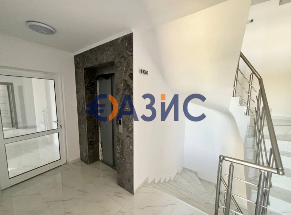 Продава се Двустаен апартамент в к.к. Слънчев бряг - 52 кв.м за 1585 €/кв.м - Снимка #5