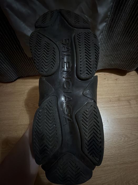 Обувки Balenciaga Triple S
