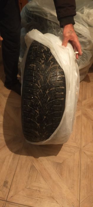 Продам резину в хорошем состоянии