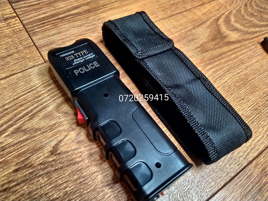 Electrosoc Police  Pentru Autoaparare cu Lanterna + Husa TW-928, 150000W