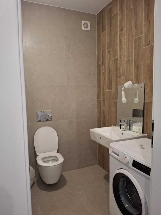 Inchiriez apartament nou in zona Coresi Avantgarden, Rokman