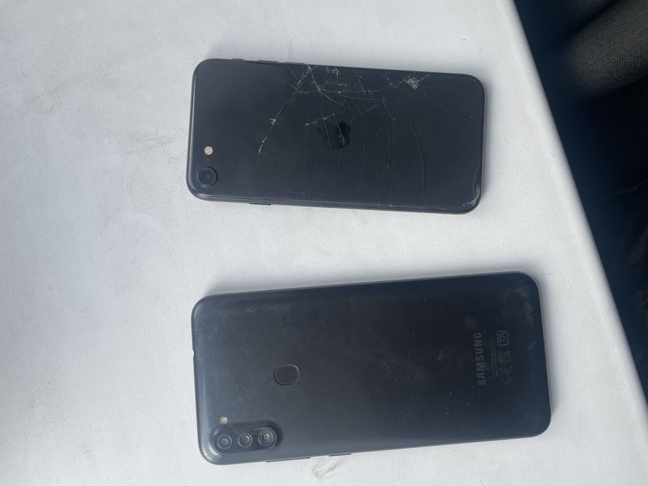 Продам iphone ce 2020 и самсунг а 11