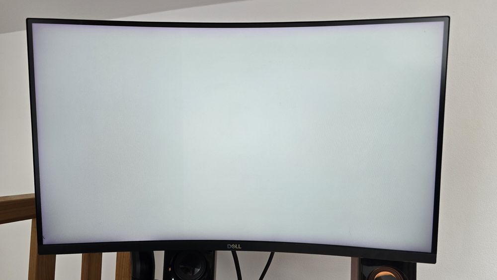 Monitor Gaming Curbat Dell 27" 144Hz + Braţ Birou Reglabil amXea (Set Complet)