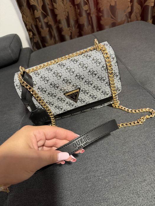 Geanta Guess noua