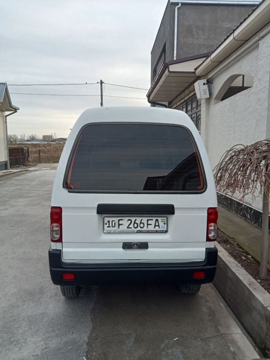 Дамас сотилади.266