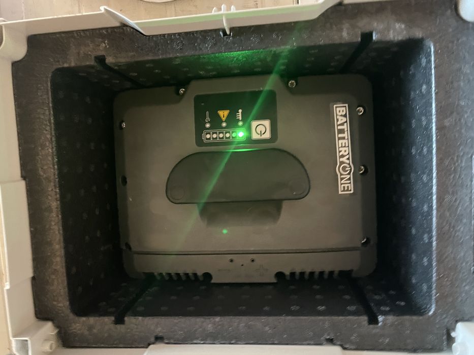 Wacker acumultor placa sau mai compactor