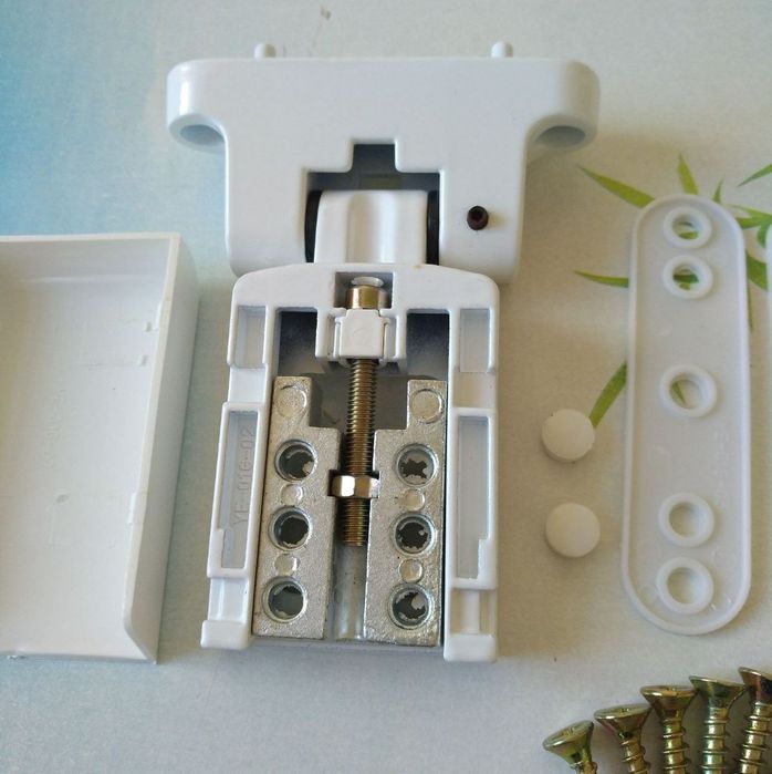 akfa rom eshik steklaniy remont