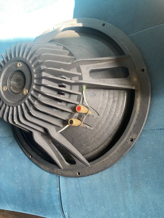 Динамик JBL  для буфер