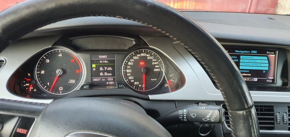 Vand AUDI A4 B8 2.7 TDI V6 Panoramic 2011