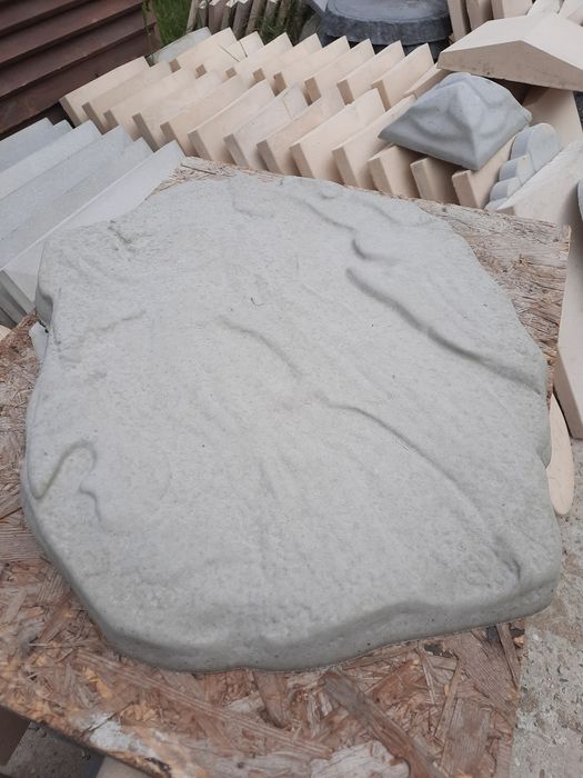 Vand pași japonezi tip stancă sau tip trunchi de copac !