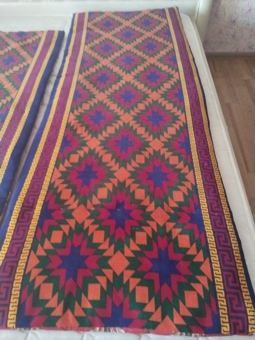 Продам корпеше  и одеяло ватное в хорошем состоянии