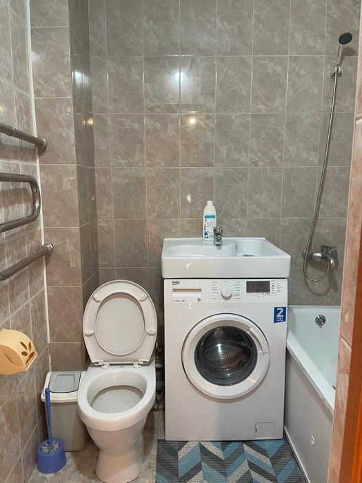 продам 1 ком квартиру центр