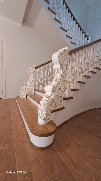 Лестницы топчаны столы и стулья