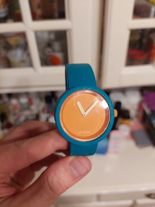 Часы o clock в хорошем состоянии