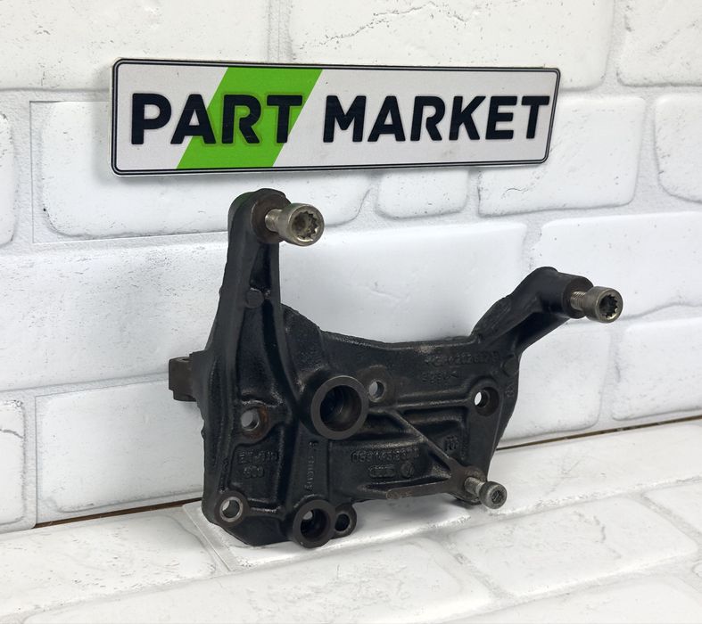Стойка Капак AUDI 059145267D