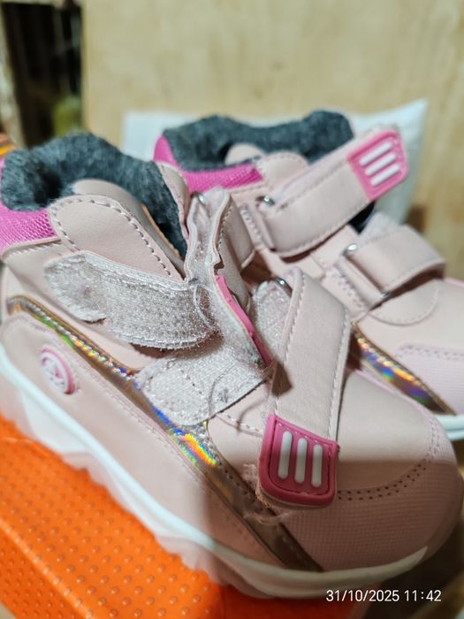 Сапожки  на девочку