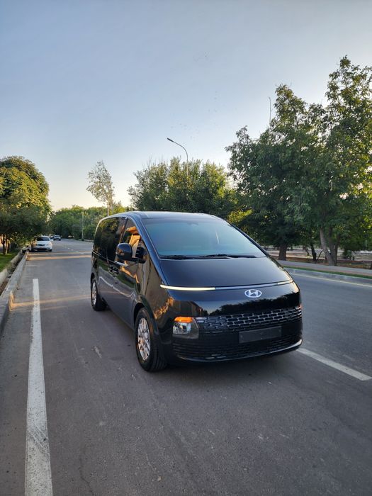 Hyundai Staria 2022