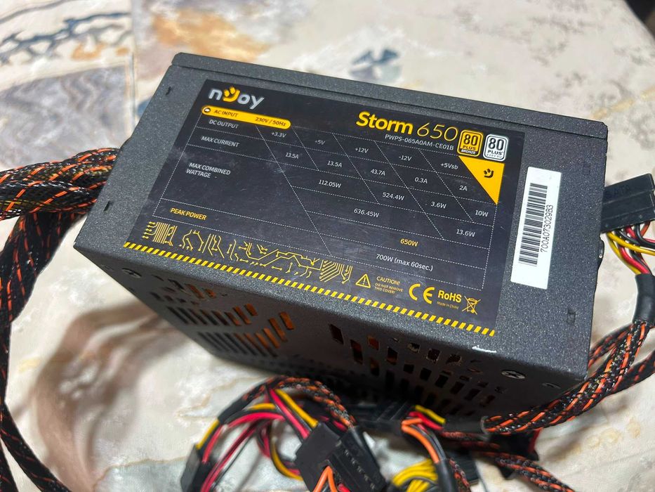Sursa nJOY Storm Series 650, 650W, 80 Plus White