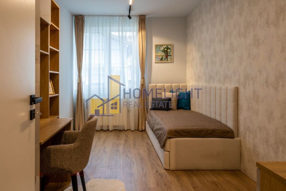Продава се Четиристаен апартамент в София, Кръстова вада - 127 кв.м за 3056 €/кв.м - Снимка #9