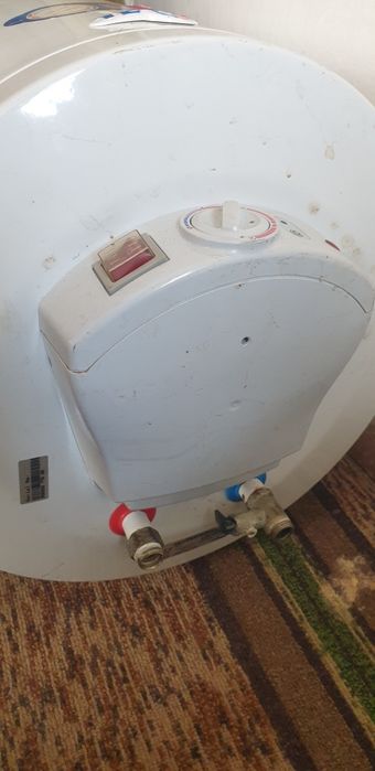 Бойлер Tesy 80л.