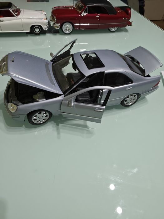 Mercedes Benz S class мащаб 1:18