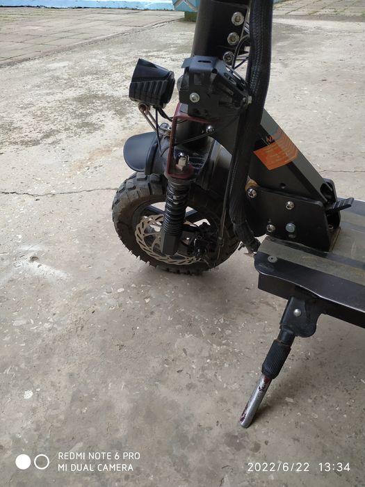 Продам скутер электрический