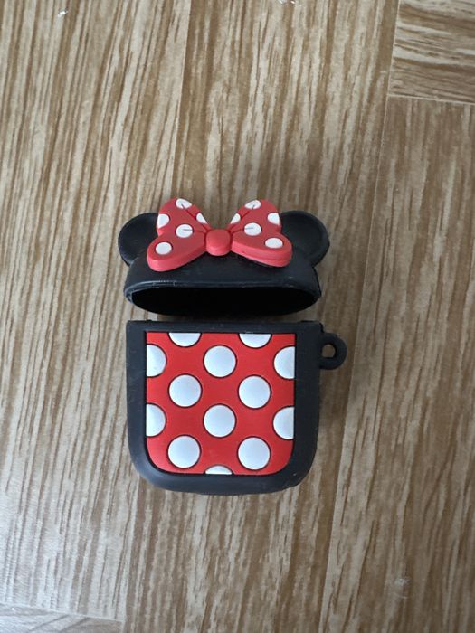 Чехлы на airpods 1,2