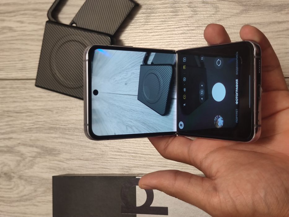 Samsung z flip 4 8/128