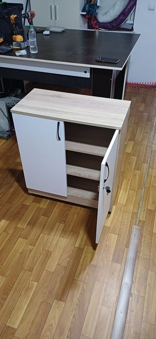 Шкаф для салонов красоты