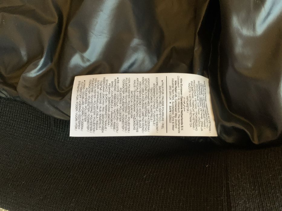 Geaca femei Nike originala din blana artificiala marimea L