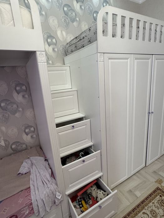 Продам детские кровати б/у для троих детей