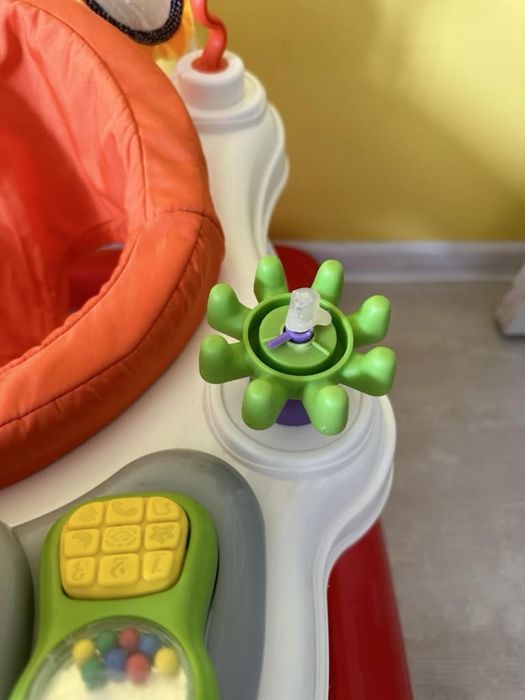 Бебешко столче и проходилка за бебе