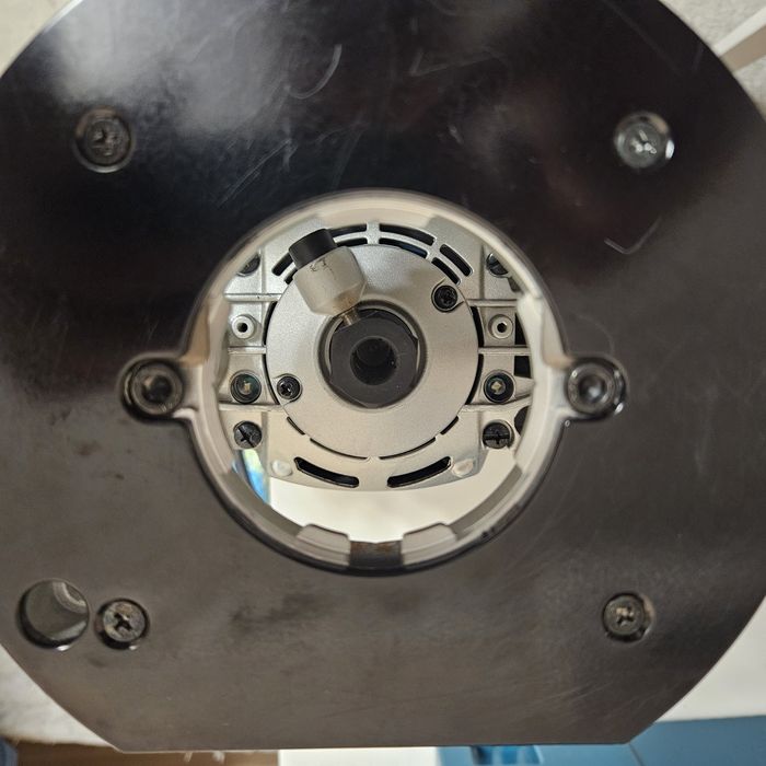 Оберфреза Makita RP1803FXJ