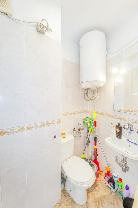 Продава се Едностаен апартамент в Пловдив, Кършияка - 40 кв.м за 1212 €/кв.м - Снимка #3