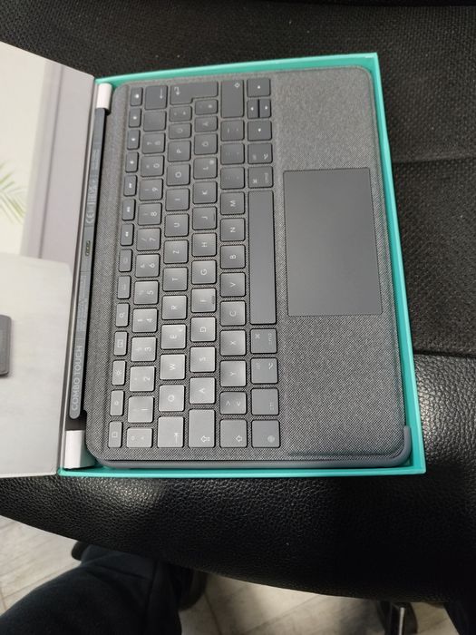 Logitech combo touch