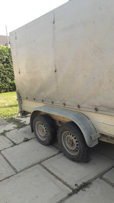 Vind remorcă pe 2 axe de 2000 kg itp făcut recent