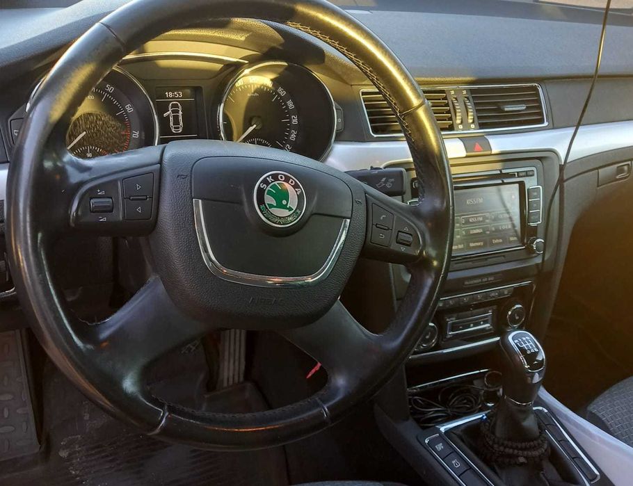 skoda superb 2010