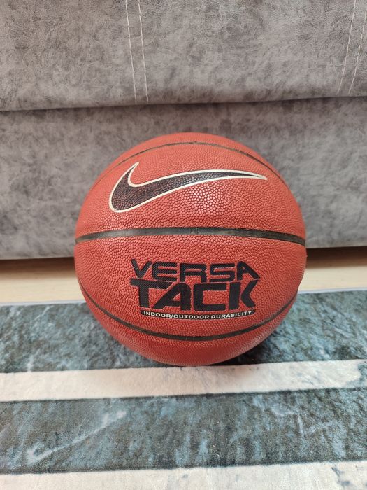 Продам срочно баскетбольный мяч