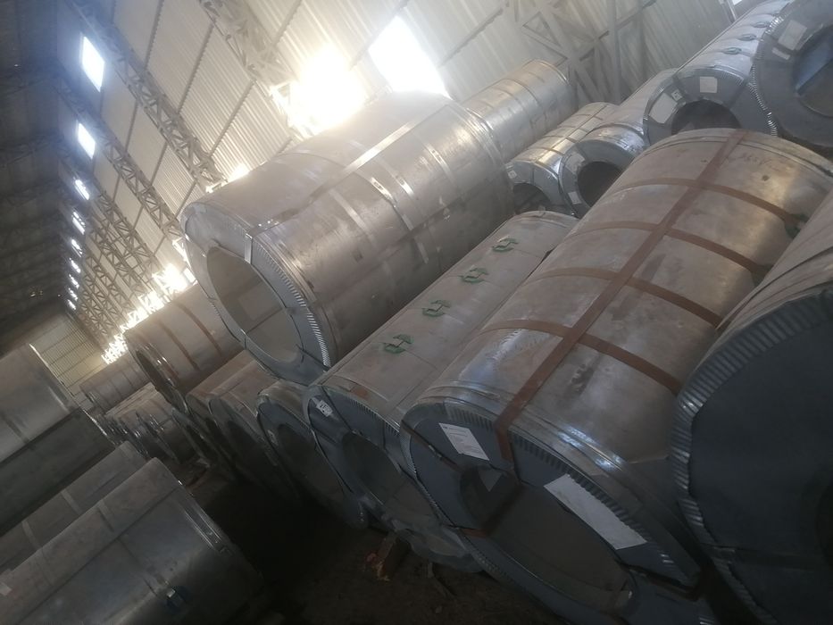 Продаётся холодно катанные листы в рулонах