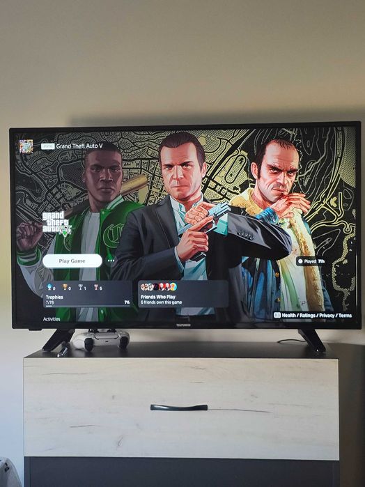 Продавам PlayStation 5 (Disc версия)!!!