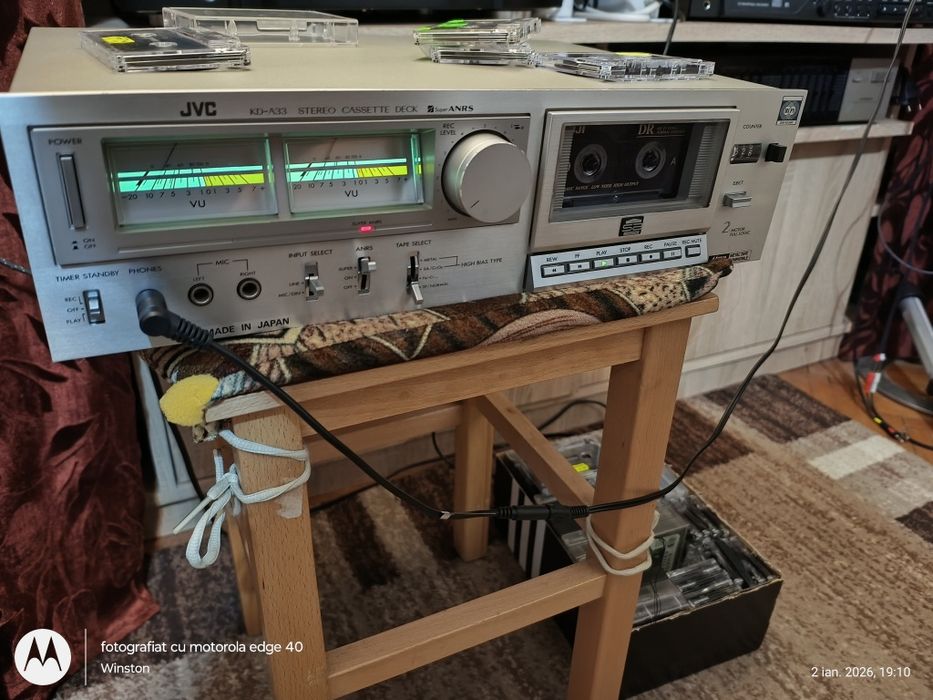 Vind deck JVC KD A33