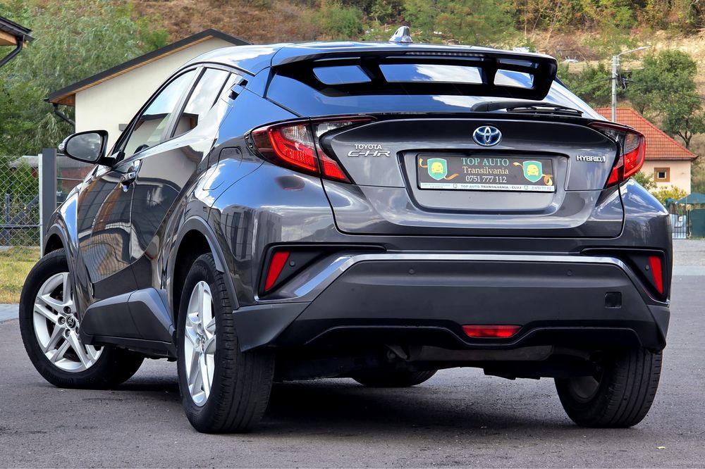 Toyota C-HR //Rate//